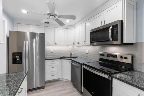 1940 NE 2nd Avenue Wilton Manors FL 33305