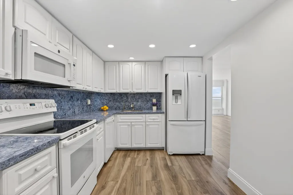 405 N Ocean Boulevard Pompano Beach FL 33062