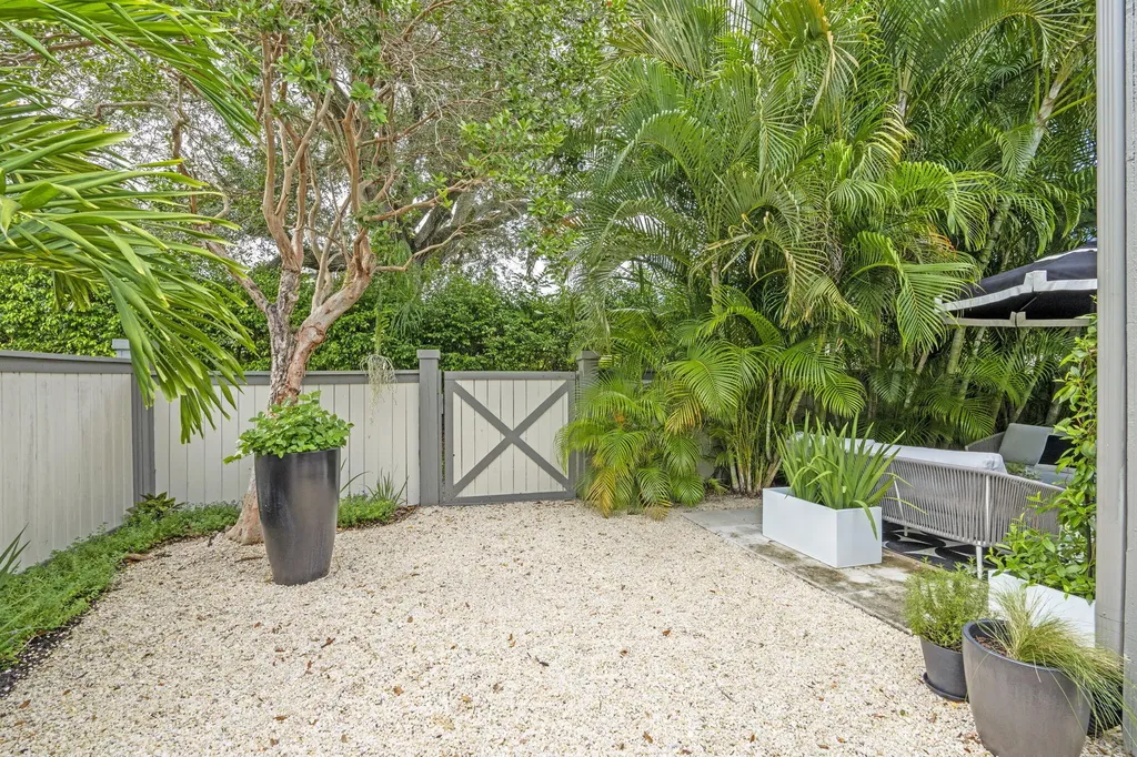 2474 Bedford Mews Drive Wellington FL 33414