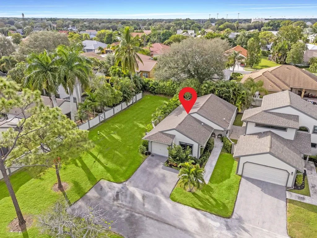 2474 Bedford Mews Drive Wellington FL 33414