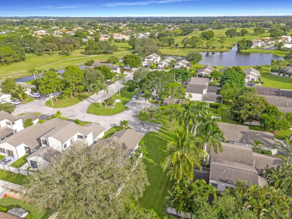 2474 Bedford Mews Drive Wellington FL 33414
