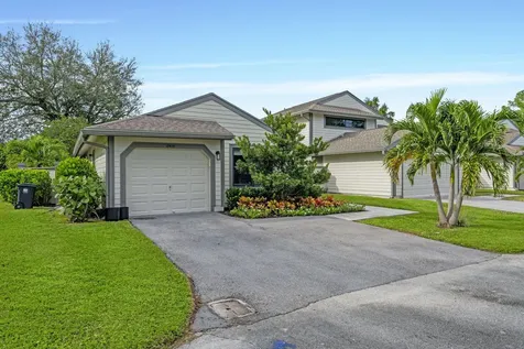 2474 Bedford Mews Drive Wellington FL 33414