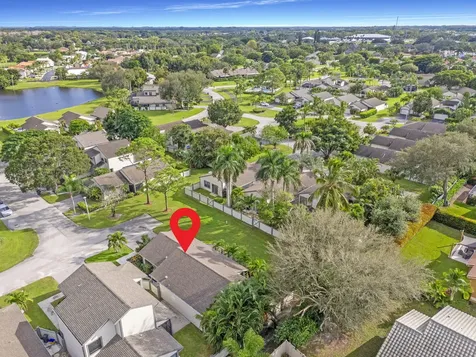 2474 Bedford Mews Drive Wellington FL 33414