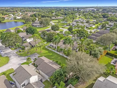 2474 Bedford Mews Drive Wellington FL 33414