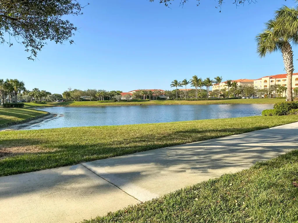 26 Harbour Isle Drive W Fort Pierce FL 34949