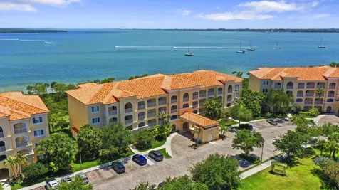 26 Harbour Isle Drive W Fort Pierce FL 34949