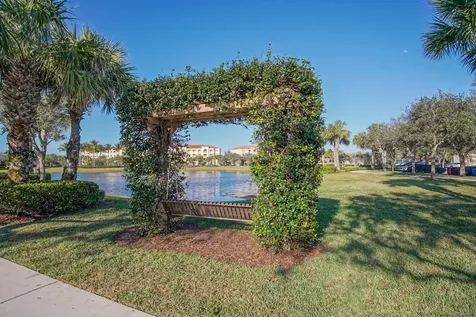 26 Harbour Isle Drive W Fort Pierce FL 34949