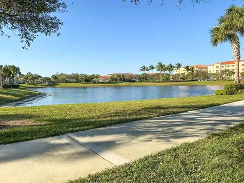 26 Harbour Isle Drive W Fort Pierce FL 34949