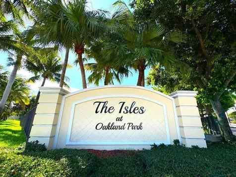 3245 NW 31st Terrace Oakland Park FL 33309