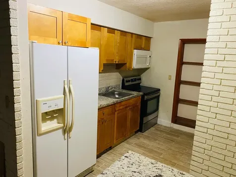 37-39 NW 64th Terrace Miami FL 33150