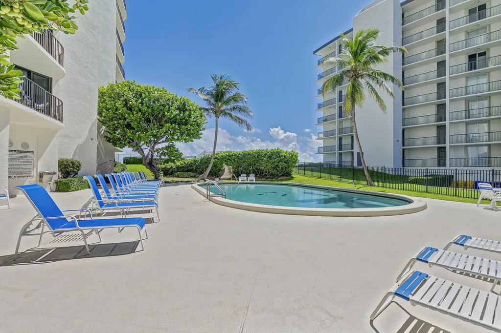 5420 N Ocean Drive Riviera Beach FL 33404