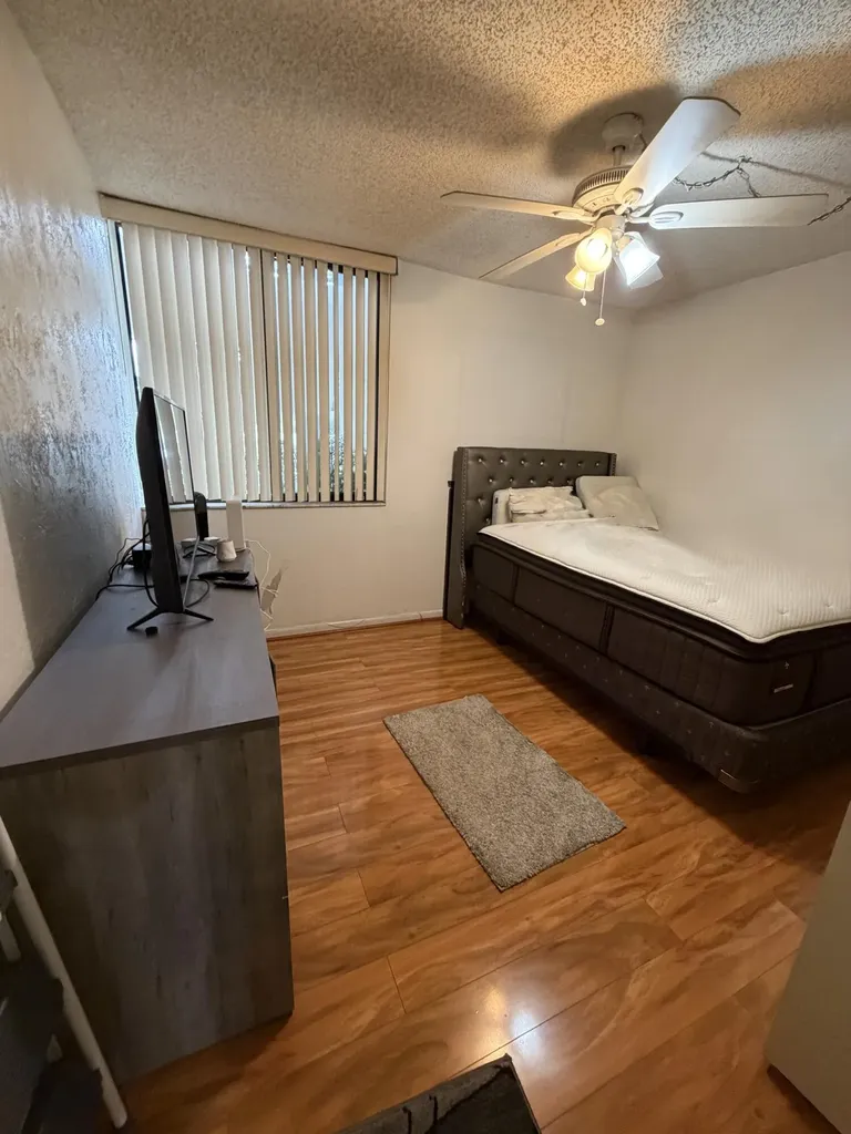 3300 NW 46th Street Oakland Park FL 33309