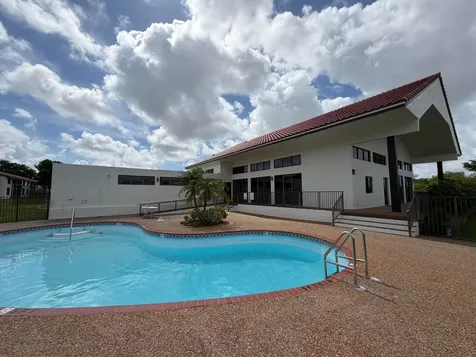 3300 NW 46th Street Oakland Park FL 33309