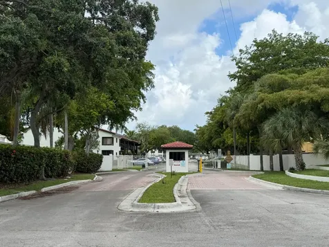 3300 NW 46th Street Oakland Park FL 33309