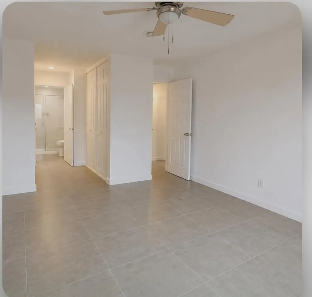 3740 Inverrary Drive Lauderhill FL 33319
