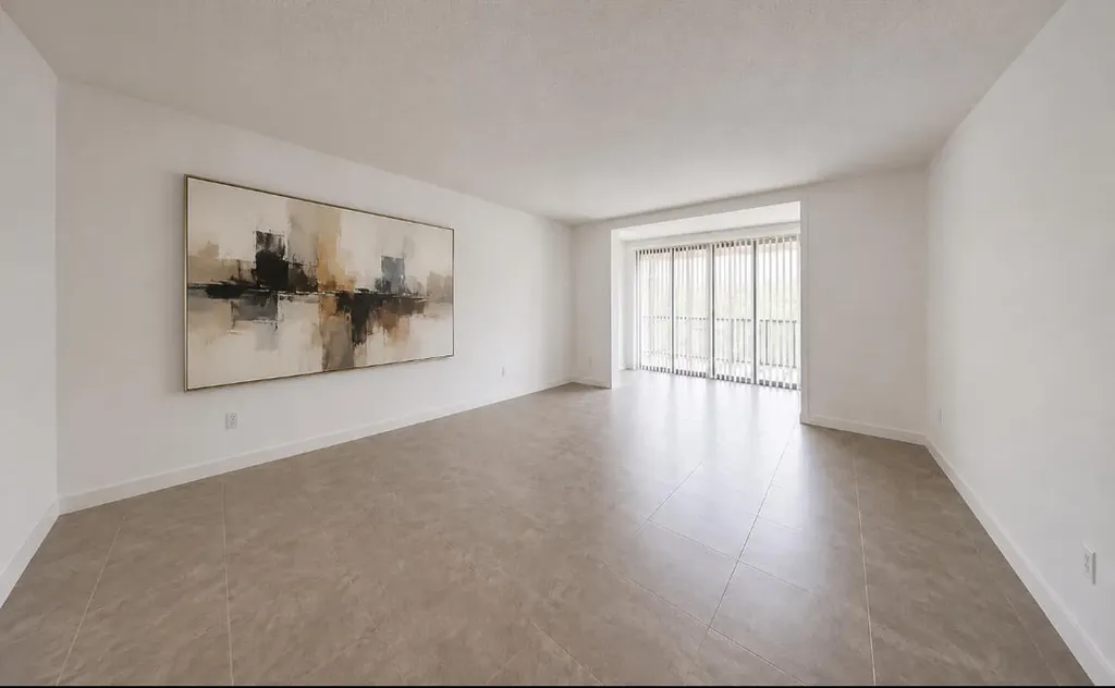 3740 Inverrary Drive Lauderhill FL 33319