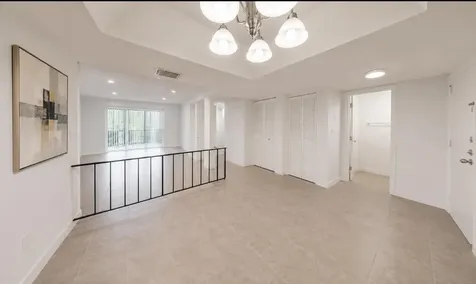 3740 Inverrary Drive Lauderhill FL 33319