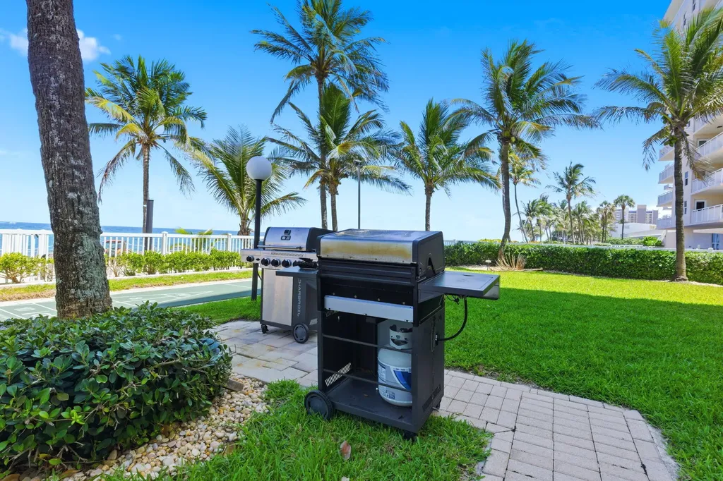 1057 Hillsboro Hillsboro Beach FL 33062