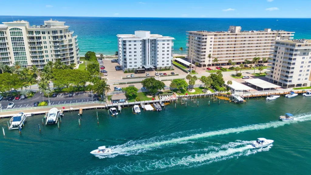1057 Hillsboro Hillsboro Beach FL 33062