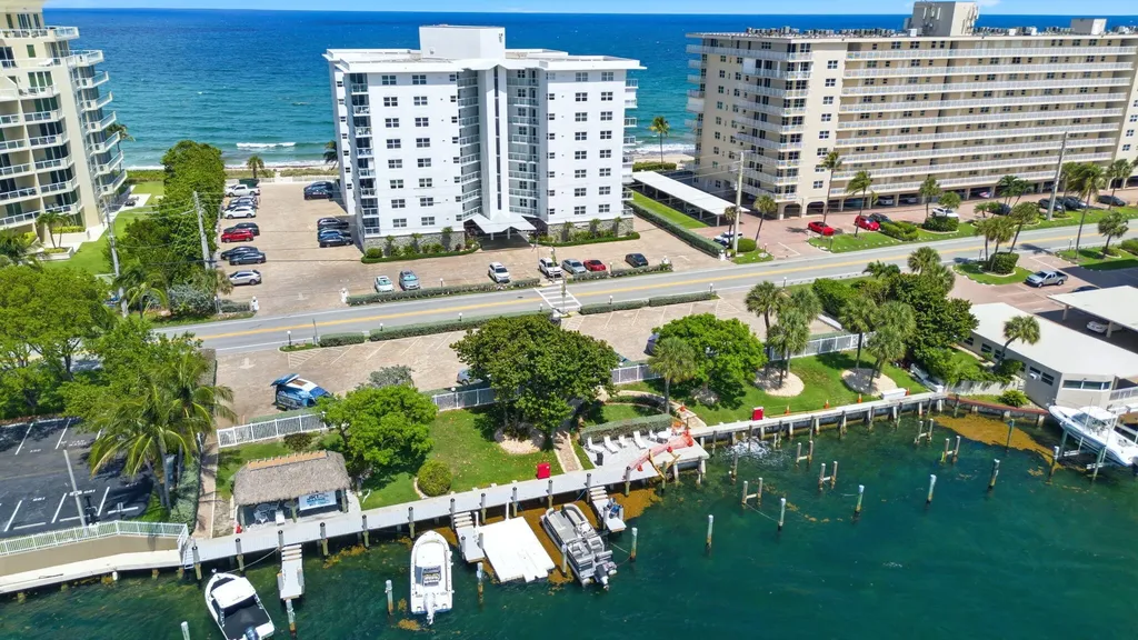 1057 Hillsboro Hillsboro Beach FL 33062