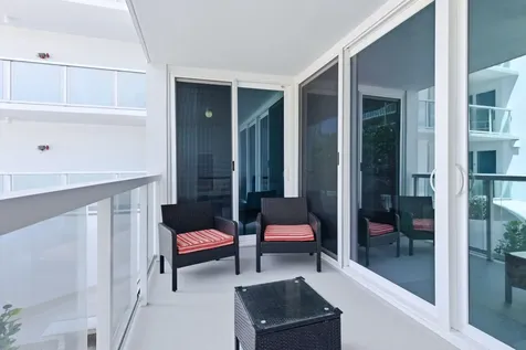 1057 Hillsboro Hillsboro Beach FL 33062