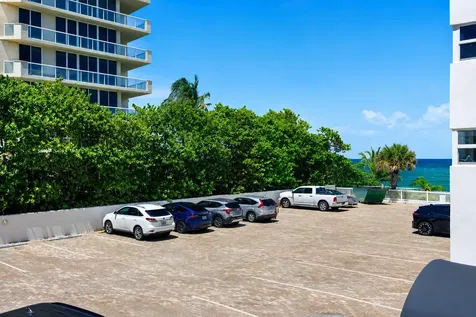 1057 Hillsboro Hillsboro Beach FL 33062
