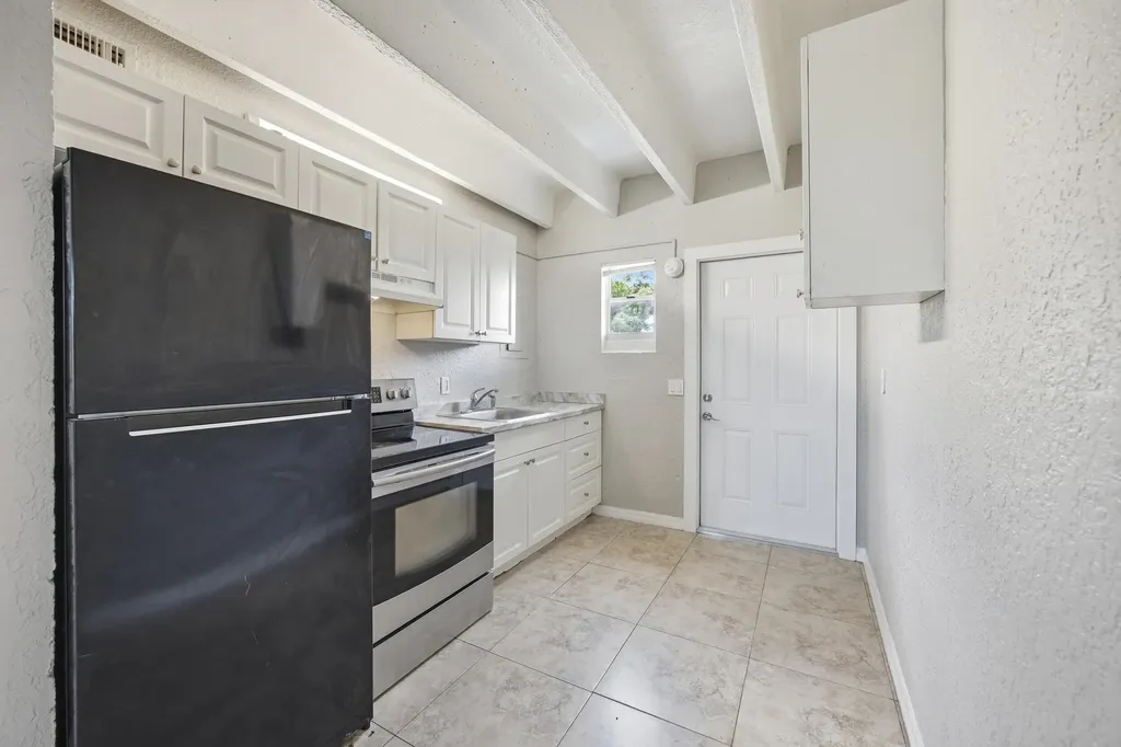 812 19th Street West Palm Beach FL 33407