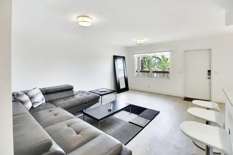 17 Fanshaw A Boca Raton FL 33434