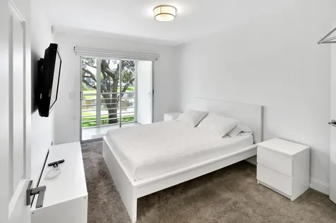 17 Fanshaw A Boca Raton FL 33434