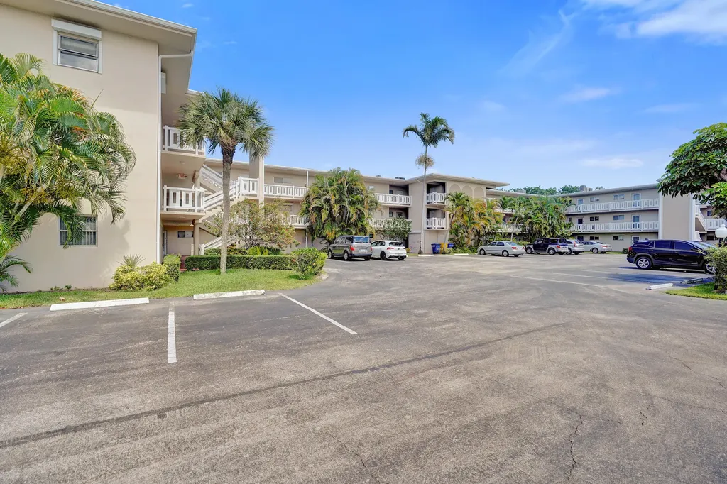 2640 S Garden Drive Drive S Lake Worth FL 33461
