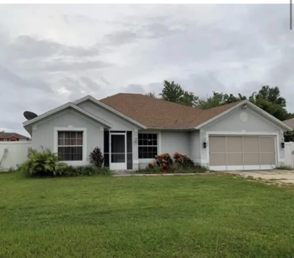 704 Caracara Court Kissimmee FL 34759