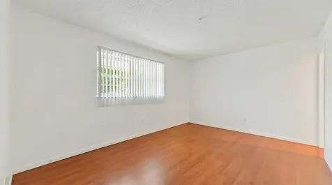 428 Alemeda Drive Palm Springs FL 33461