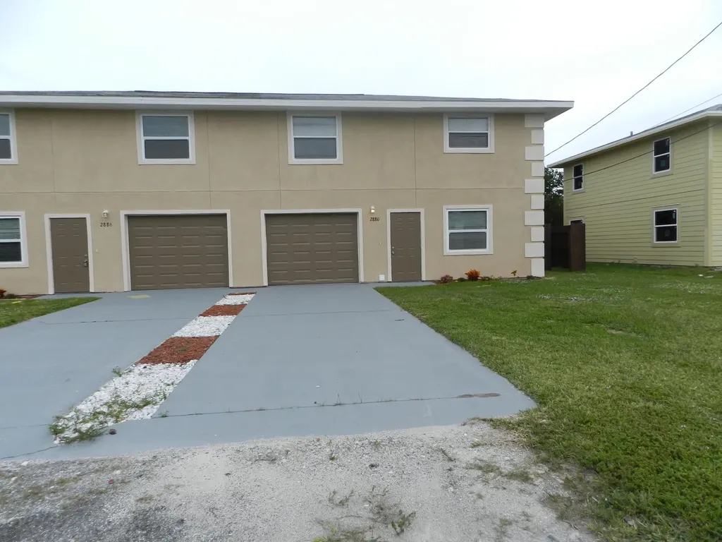 2880 Harson Way Fort Pierce FL 34946