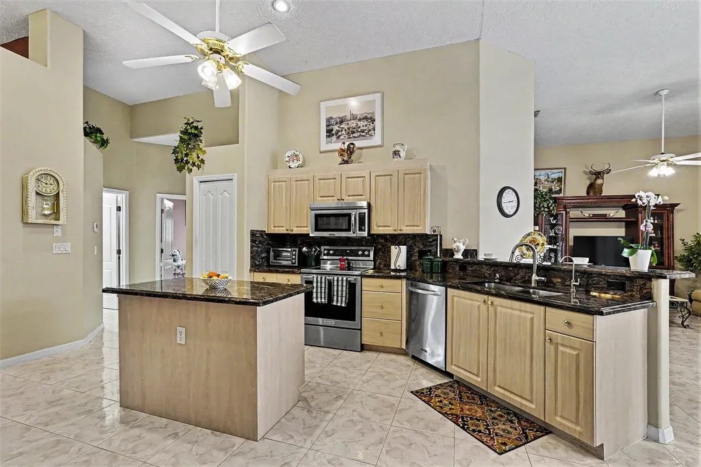 3306 SE Ford Lane SE Port St Lucie FL 34984