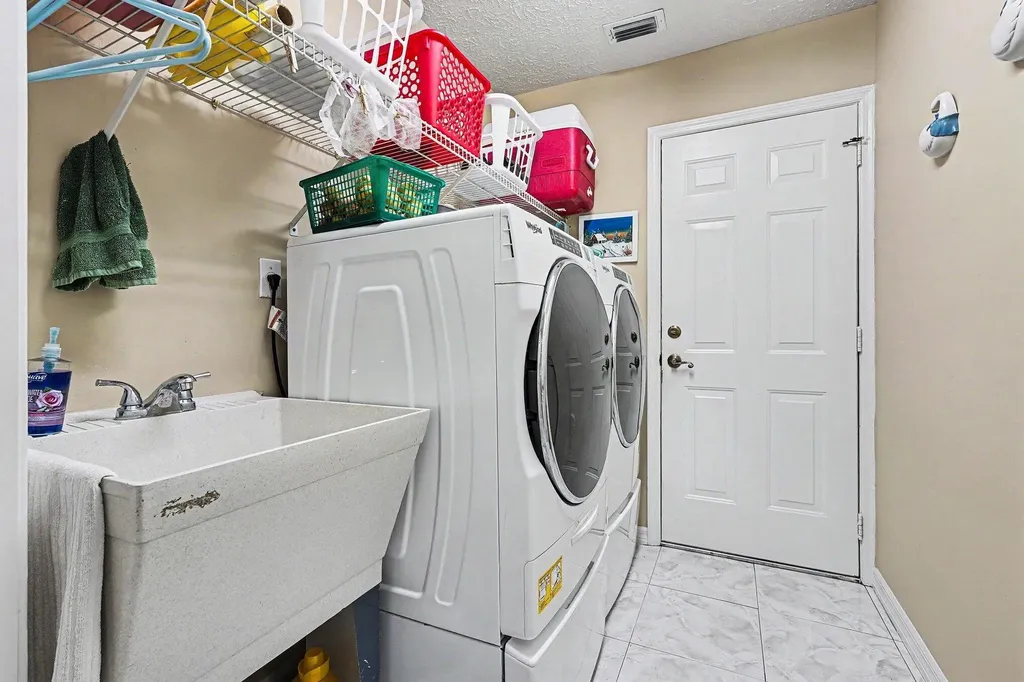 3306 SE Ford Lane SE Port St Lucie FL 34984