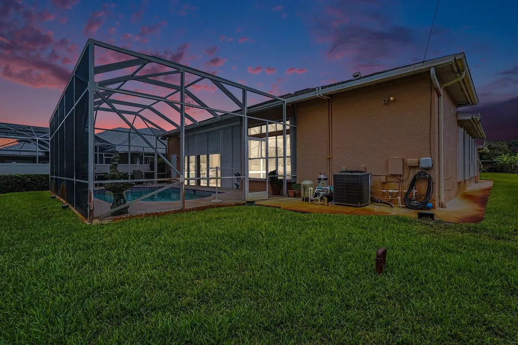 3306 SE Ford Lane SE Port St Lucie FL 34984