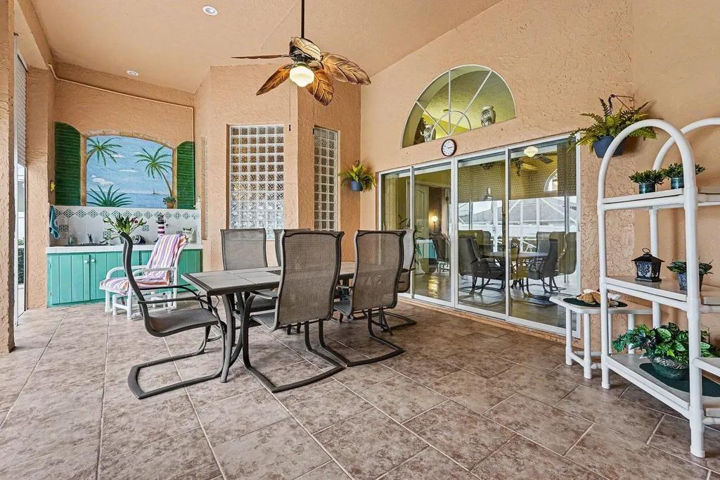 3306 SE Ford Lane SE Port St Lucie FL 34984