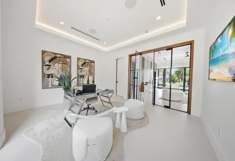 2360 NE 49th Street Lighthouse Point FL 33064