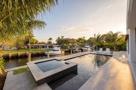 2360 NE 49th Street Lighthouse Point FL 33064