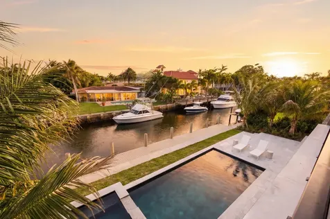 2360 NE 49th Street Lighthouse Point FL 33064