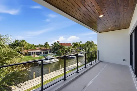 2360 NE 49th Street Lighthouse Point FL 33064