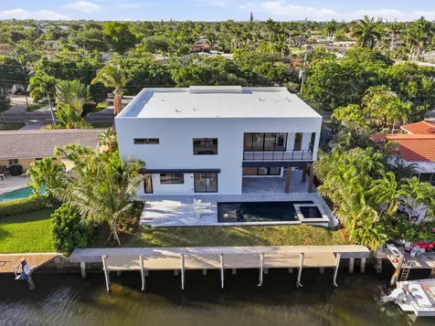 2360 NE 49th Street Lighthouse Point FL 33064