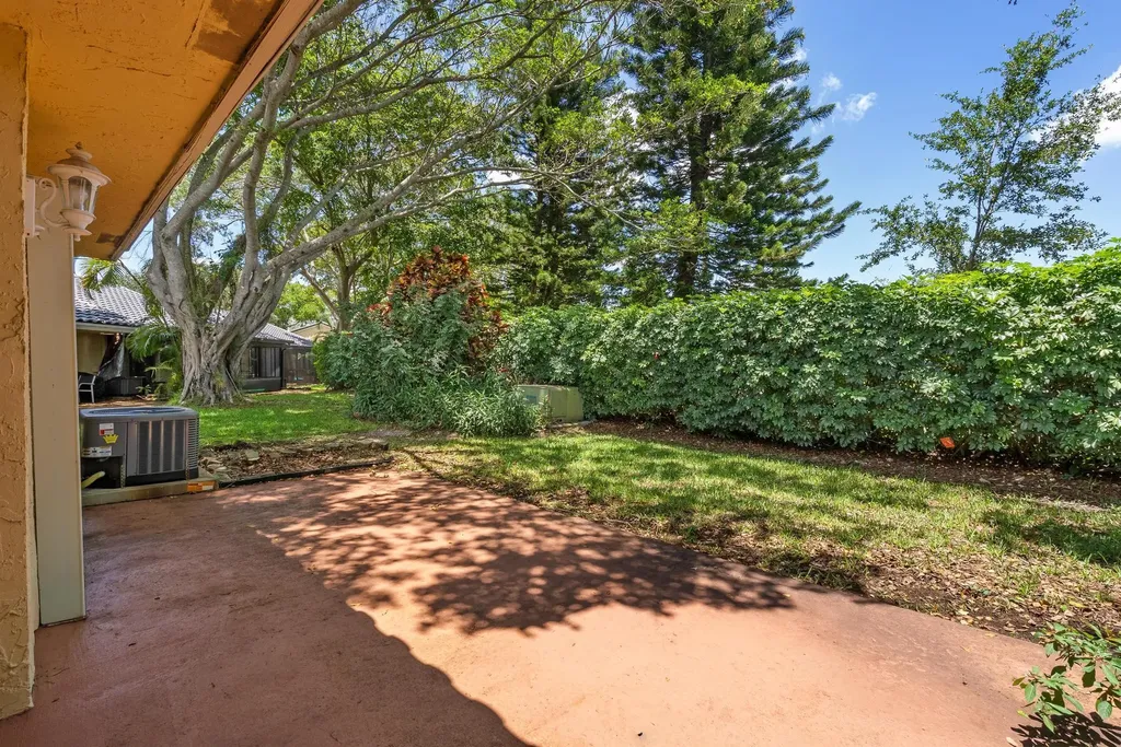6789 Bridlewood Court Boca Raton FL 33433