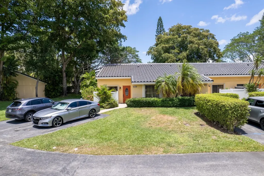 6789 Bridlewood Court Boca Raton FL 33433
