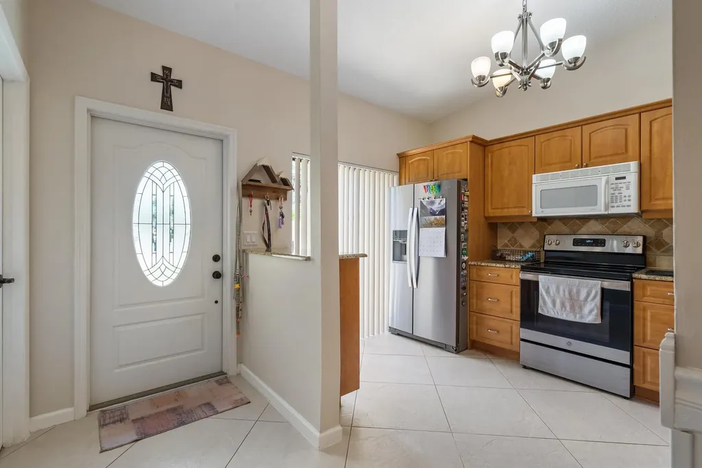 6789 Bridlewood Court Boca Raton FL 33433