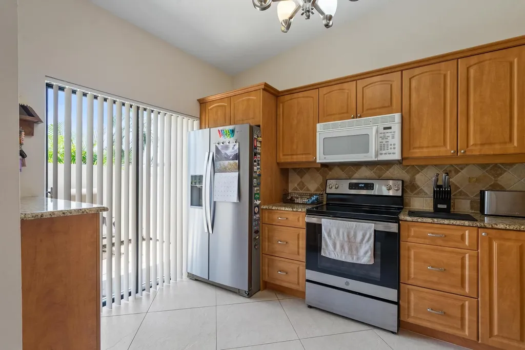 6789 Bridlewood Court Boca Raton FL 33433