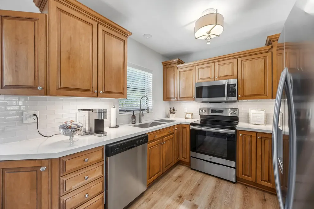 115 Highland Lane Delray Beach FL 33444