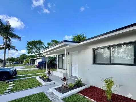 1795 Lauderdale Manor Drive Fort Lauderdale FL 33311