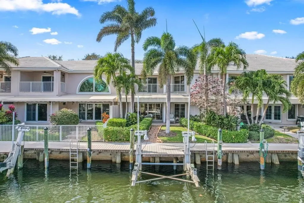 14394 Cypress Island Court Palm Beach Gardens FL 33410