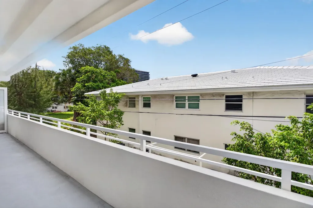 3212 NE 12th Street Pompano Beach FL 33062